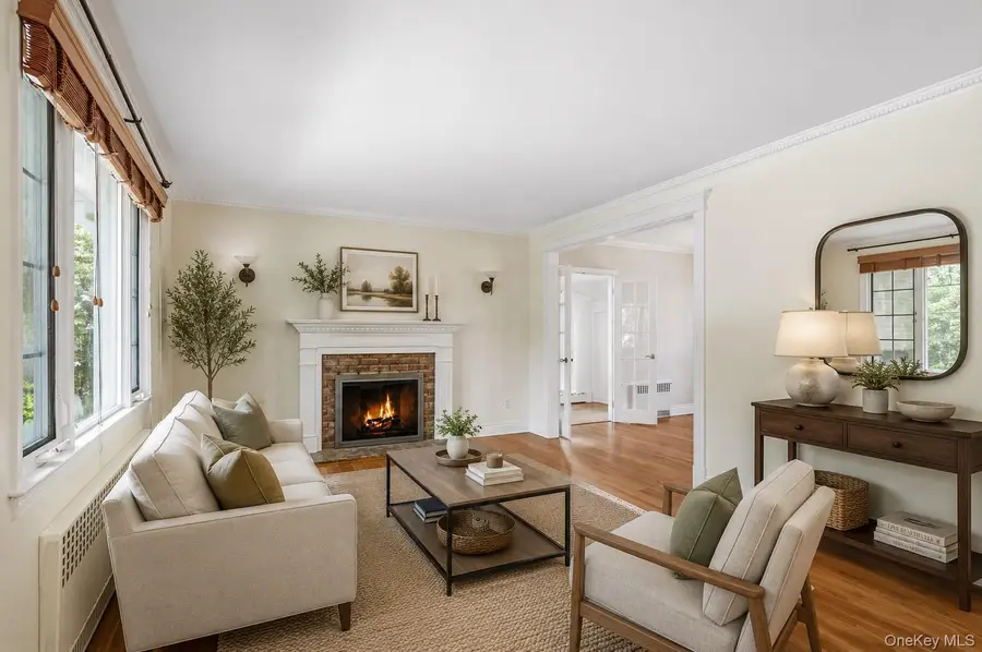 29 Coralyn Avenue, White Plains, NY 10605 - #3