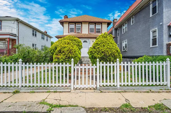 2706 Deerfield Road, Far Rockaway, NY 11691