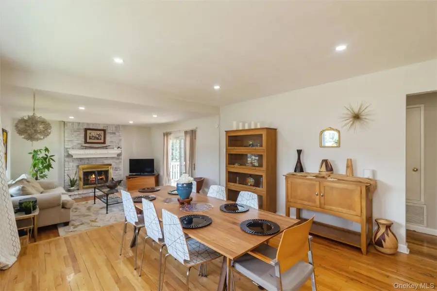 1560 Brightshore Boulevard, Bay Shore, NY 11706 - #3