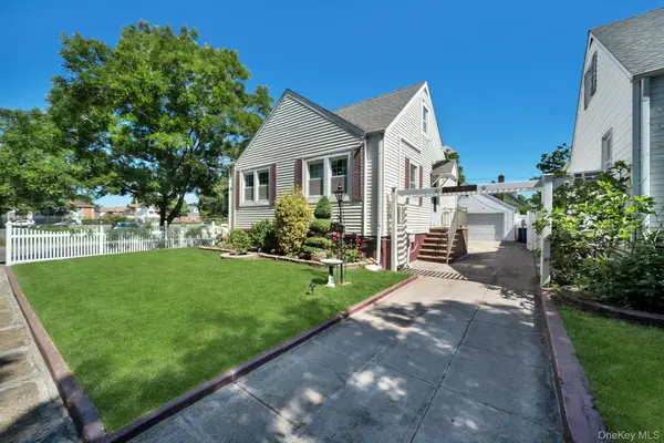 24415 85th Road, Bellerose, NY 11426
