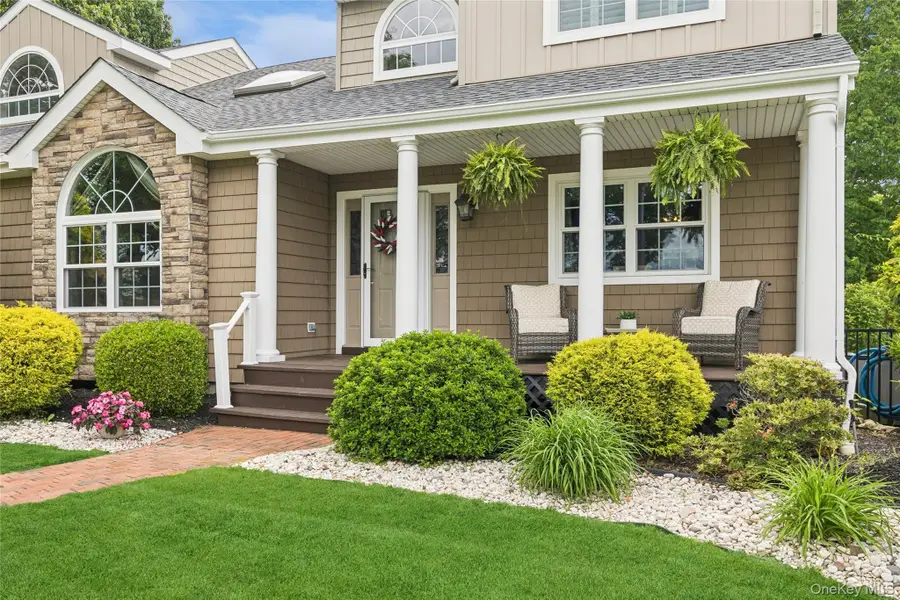 42 Adelia Path, Northville, NY 11901 - #3