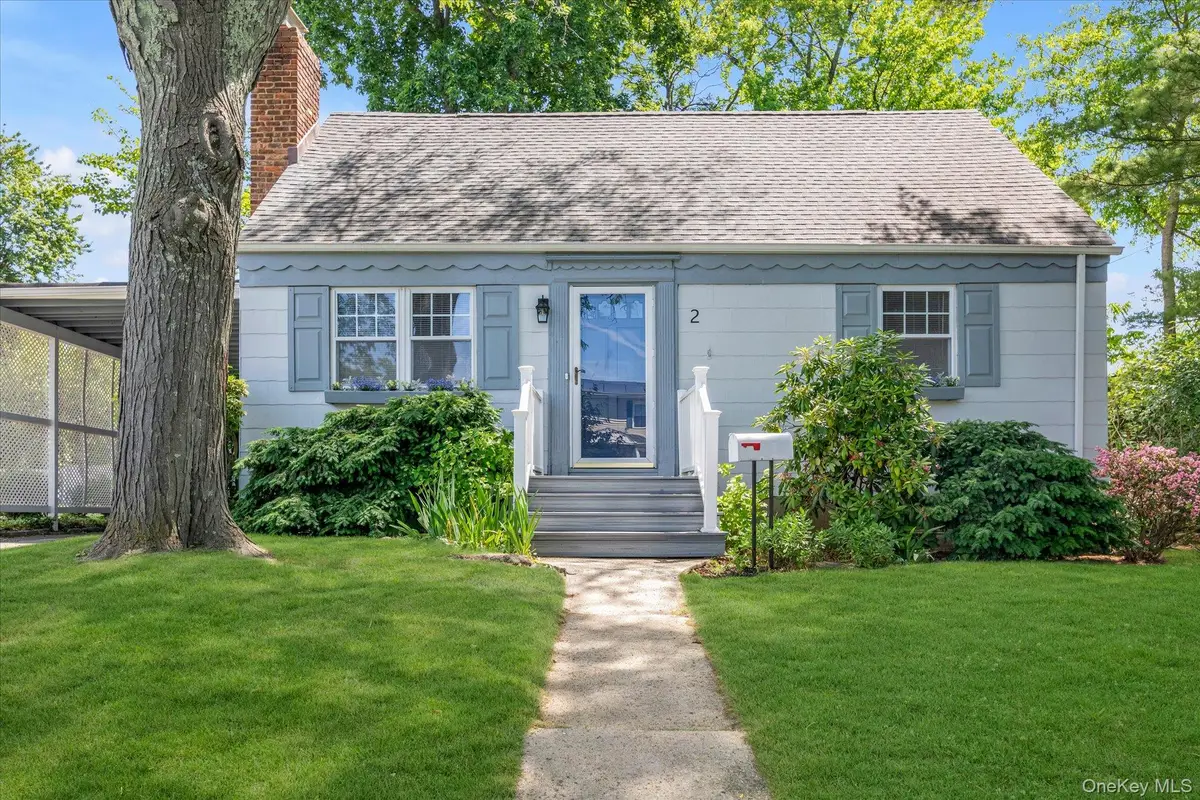 2 Inwood Road, Glen Cove, NY 11542 - #1