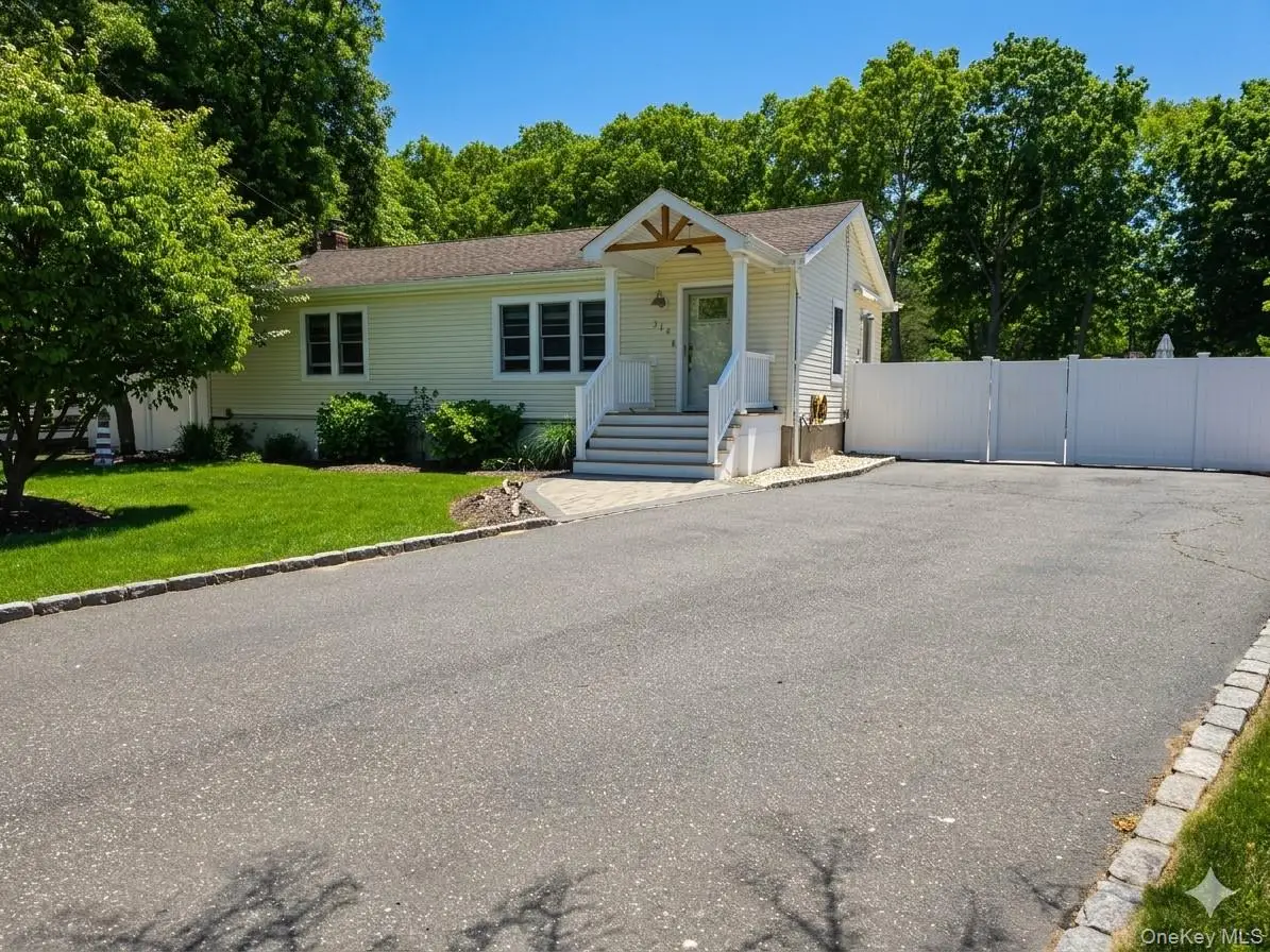 214 Pleasant Street, Ronkonkoma, NY 11779 - #1