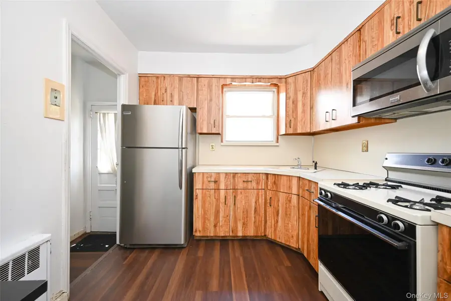 65-31 171st Street, Fresh Meadows, NY 11365 - #3