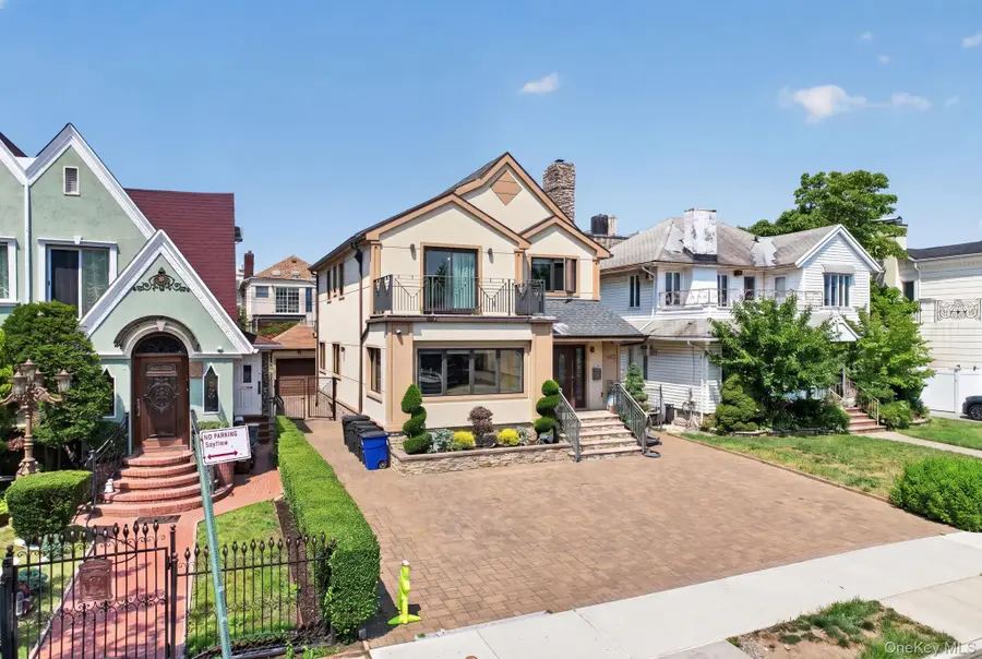 262 W End Avenue, Brooklyn, NY 11235 - #2