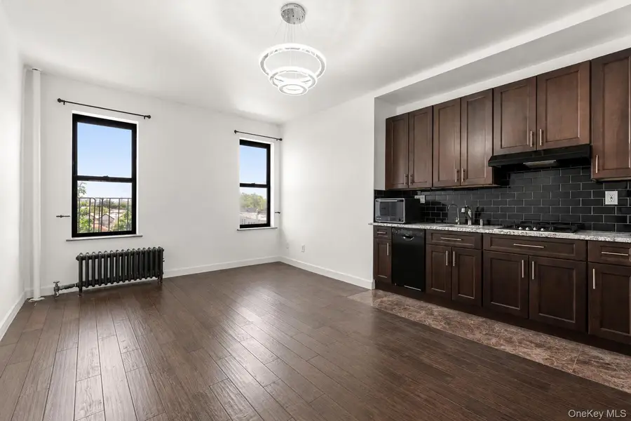 7101 Colonial Road #L5D, Brooklyn, NY 11209 - #2