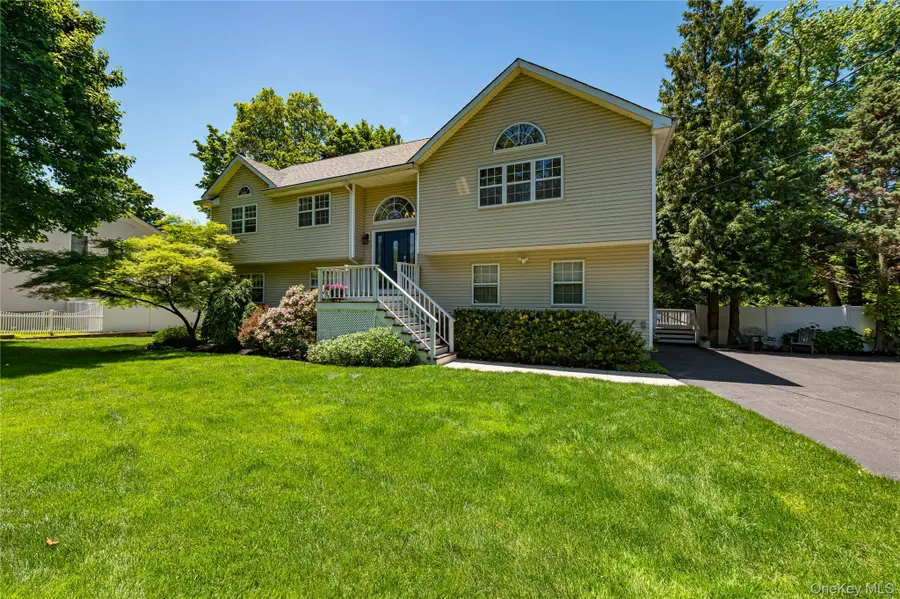 94 Woodhull Road, Huntington, NY 11743 - #2
