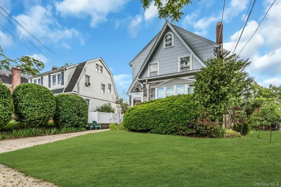4612 Fayette Place, Great Neck, NY 11020 - #2