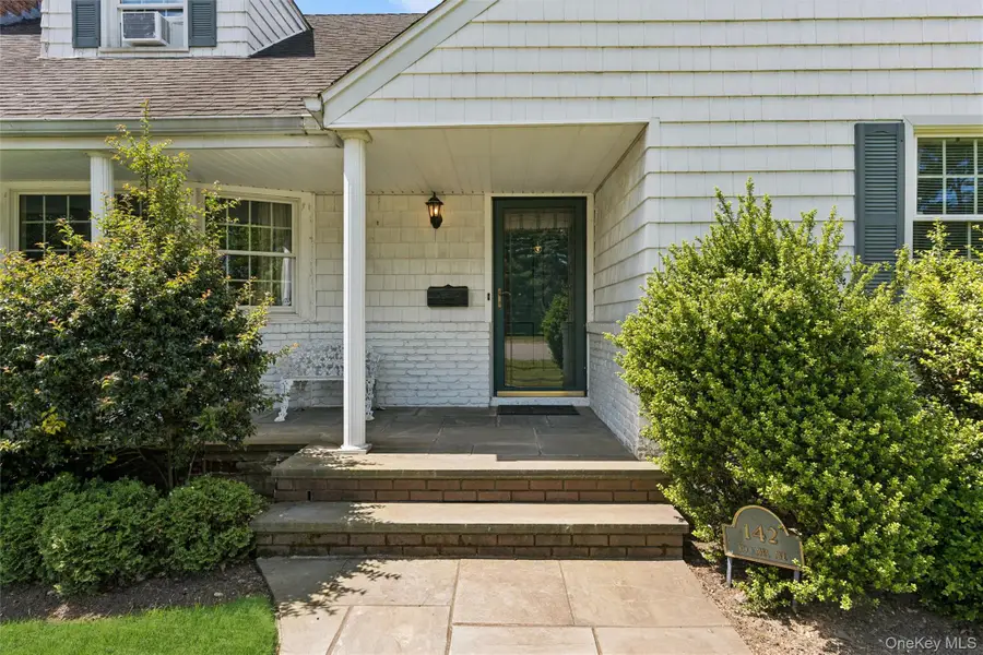 142 Rockaway Avenue, Garden City, NY 11530 - #3