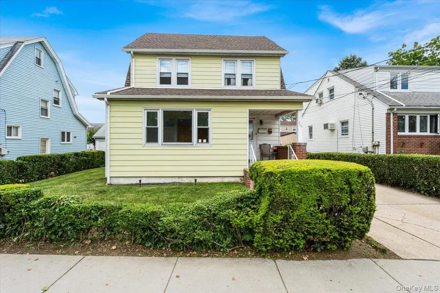 205 Roslyn Road, Mineola, NY 11501 - #2