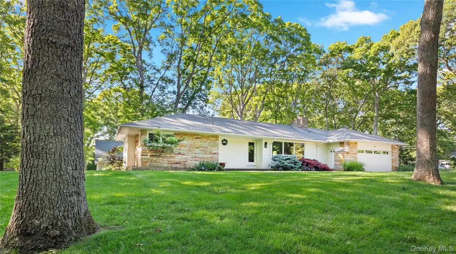 675 Dicks Point Road, Cutchogue, NY 11935 - #2