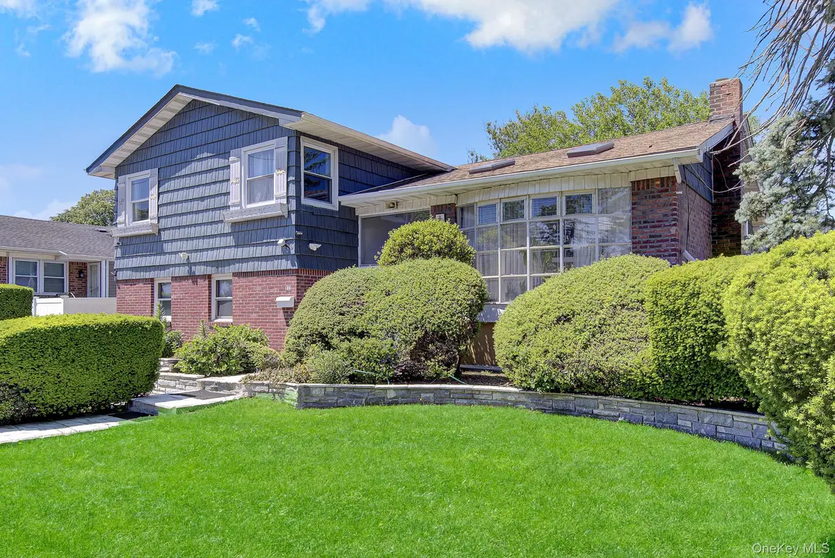 211 Cantiague Rock Road, Westbury, NY 11590 - #1