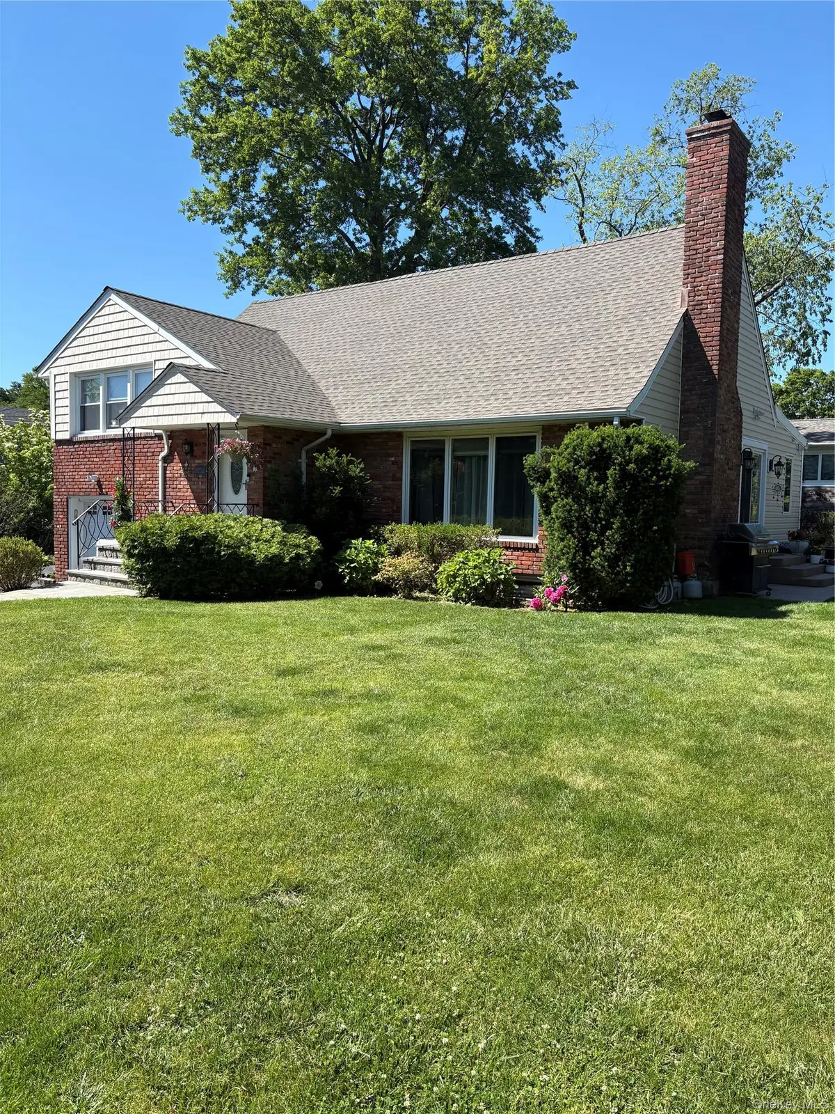 3 Carolyn Place, Bronxville, NY 10708 - #1