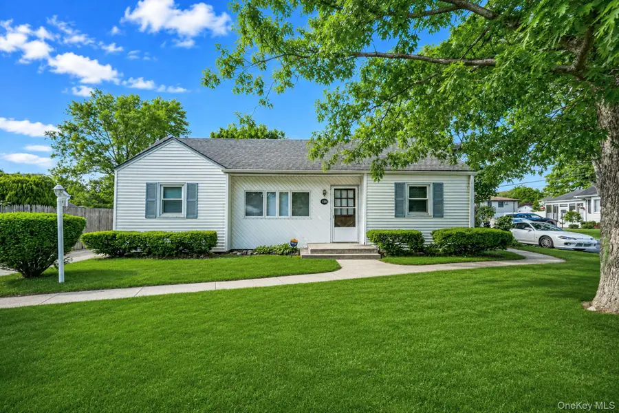 129 Shaber Road, Patchogue, NY 11772 - #2