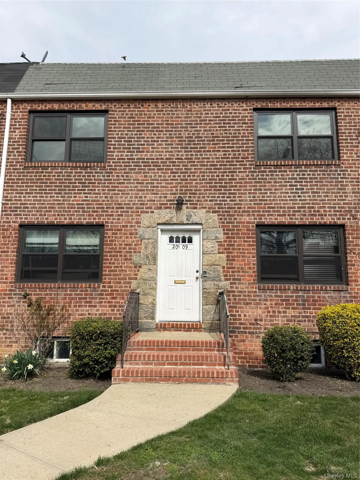 20109 35th Avenue #B, Bayside, NY 11361 - #1