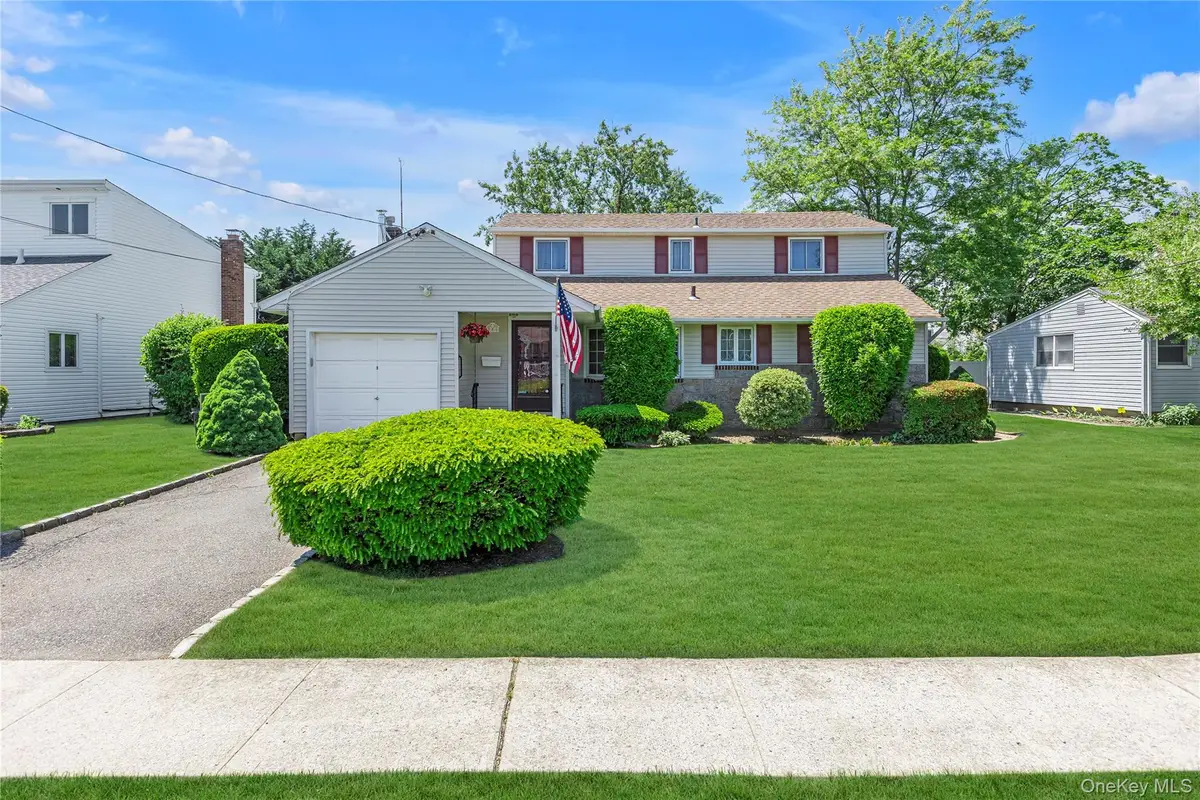 386 Harrison Avenue, Massapequa, NY 11758 - #1