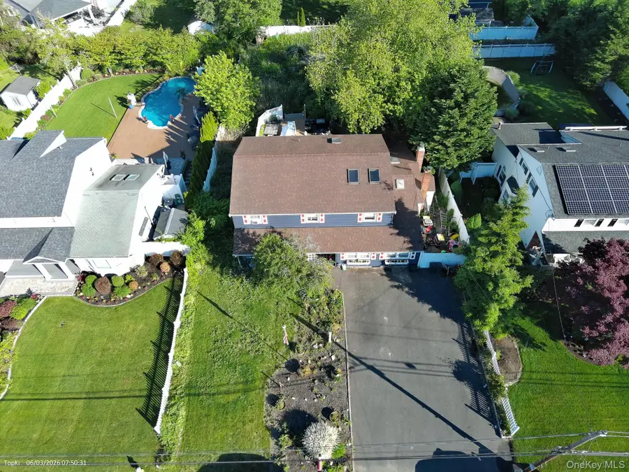 42 Ludlow Way, Oakdale, NY 11769 - #3