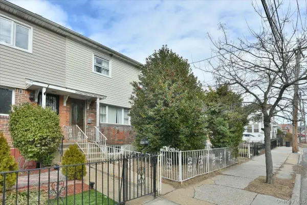 176-17 127 Avenue, Jamaica, NY 11434