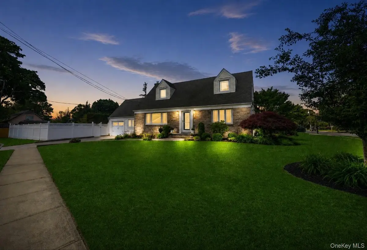 1864 Jane Street, Wantagh, NY 11793 - #1