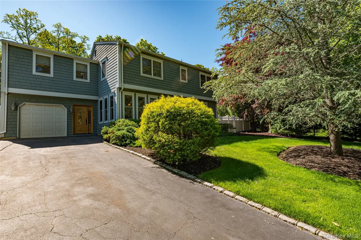 130 N Country Road, Shoreham, NY 11786 - #1
