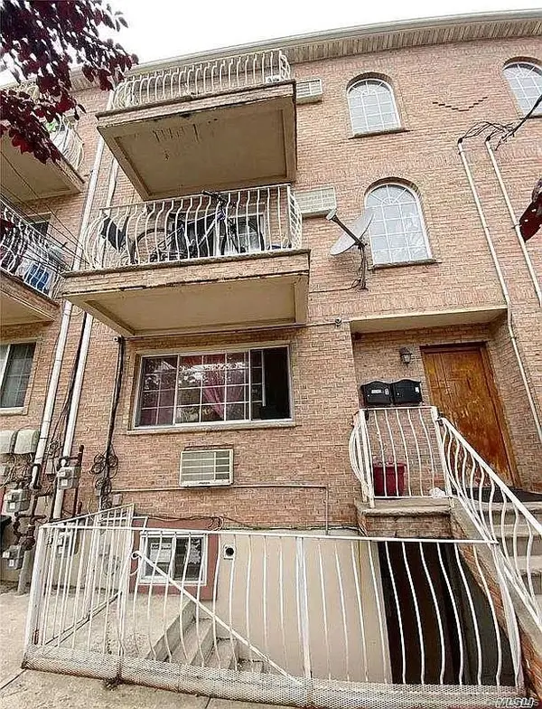 18007 90th Avenue, Jamaica, NY 11432