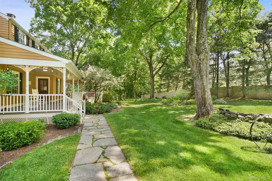 161 Ridgefield Avenue, South Salem, NY 10590 - #2