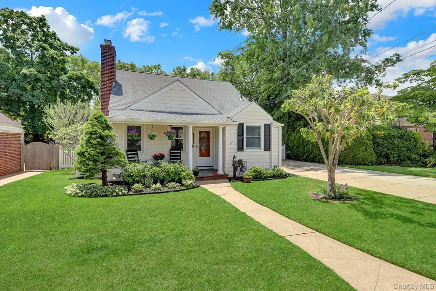 147 Sydney Avenue, Malverne, NY 11565 - #3
