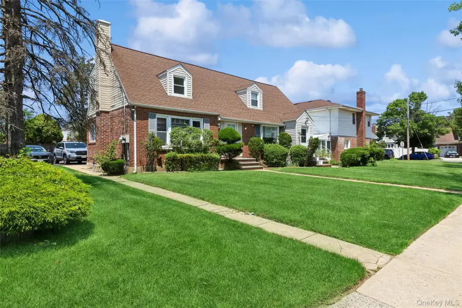 5 Seaton Gate, Valley Stream, NY 11580 - #2