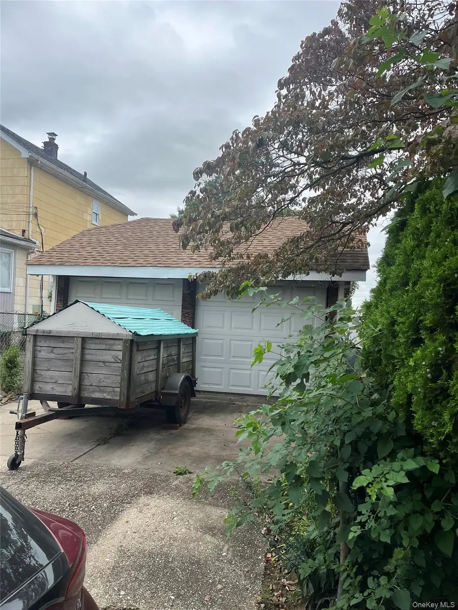 19401 Nashville Boulevard, Springfield Gardens, NY 11413 - #3