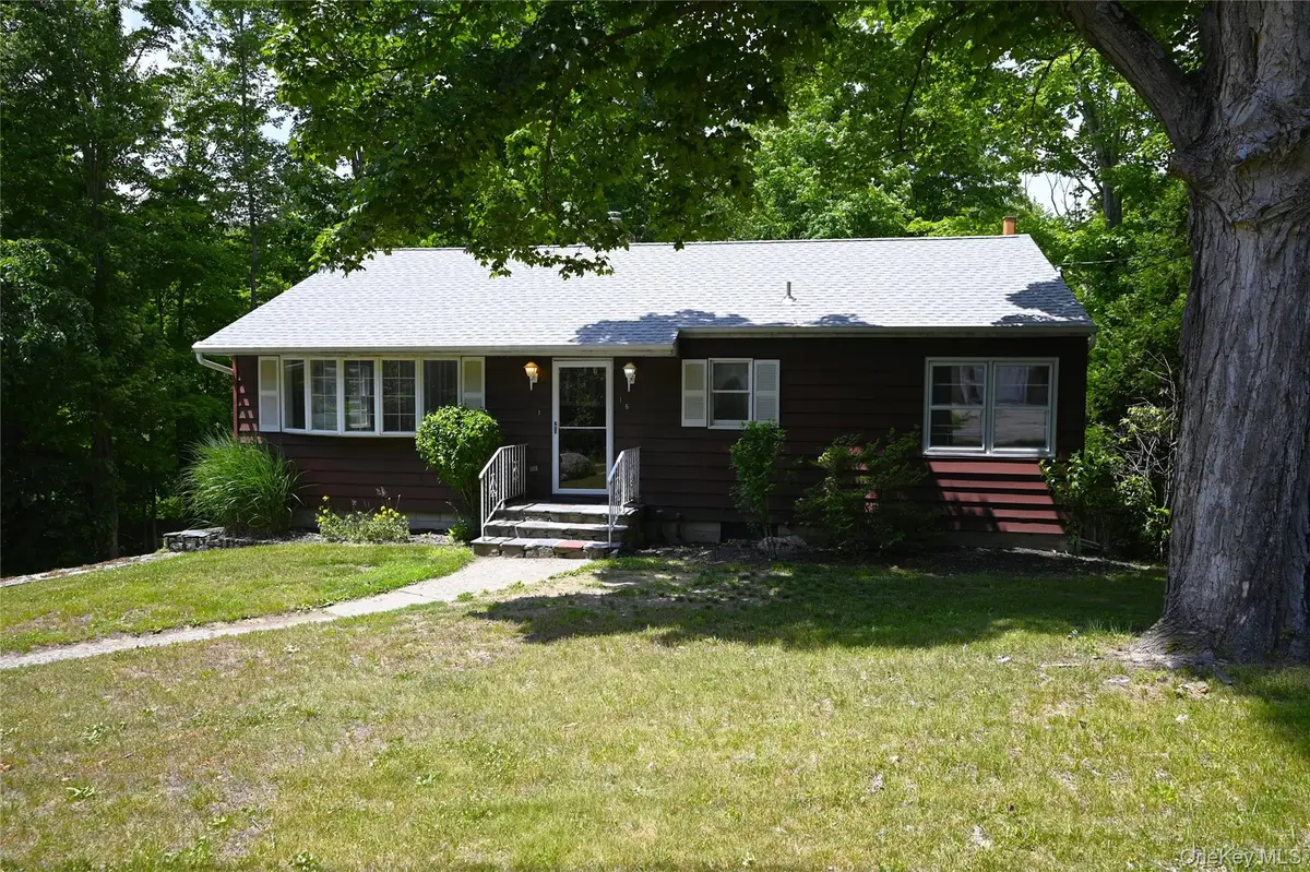 16 Greenridge Court, Carmel, NY 10512 - #1