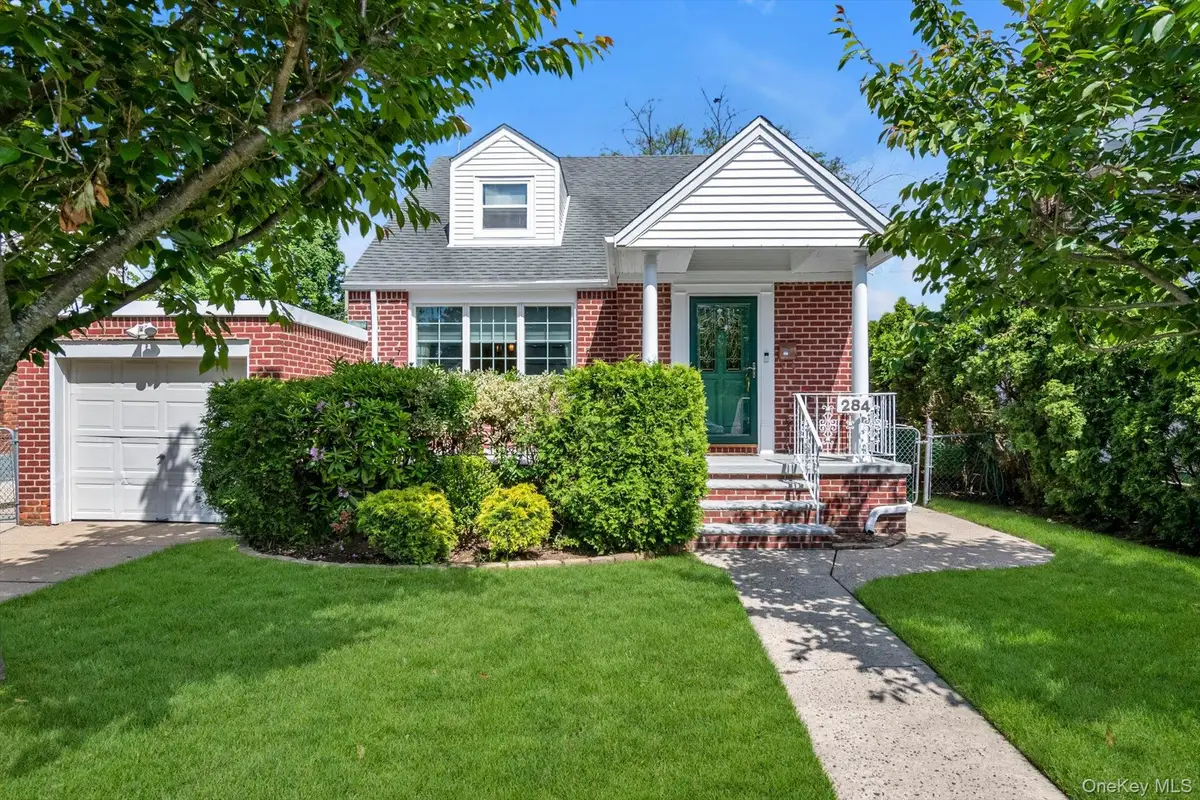 284 Whitehall Road, Garden City, NY 11530 - #1