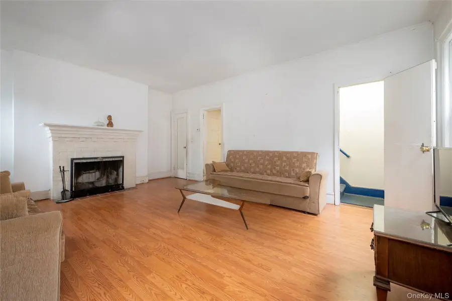33-42 87 Street, Jackson Heights, NY 11372 - #3