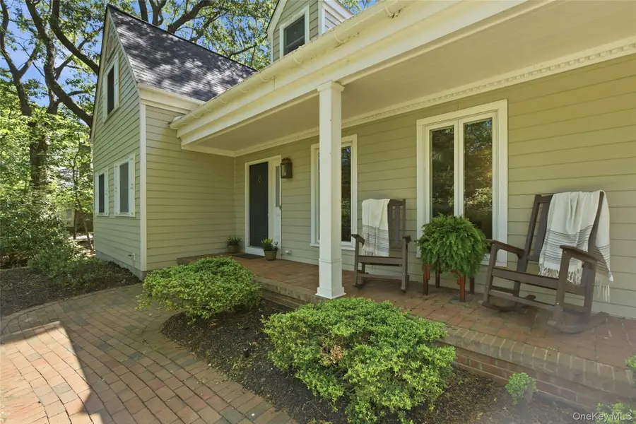 4 Waterview Lane, East Setauket, NY 11733 - #3
