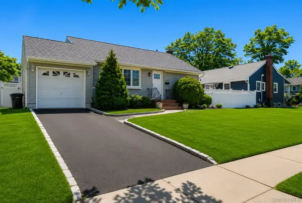1829 Hannington Avenue, Wantagh, NY 11793