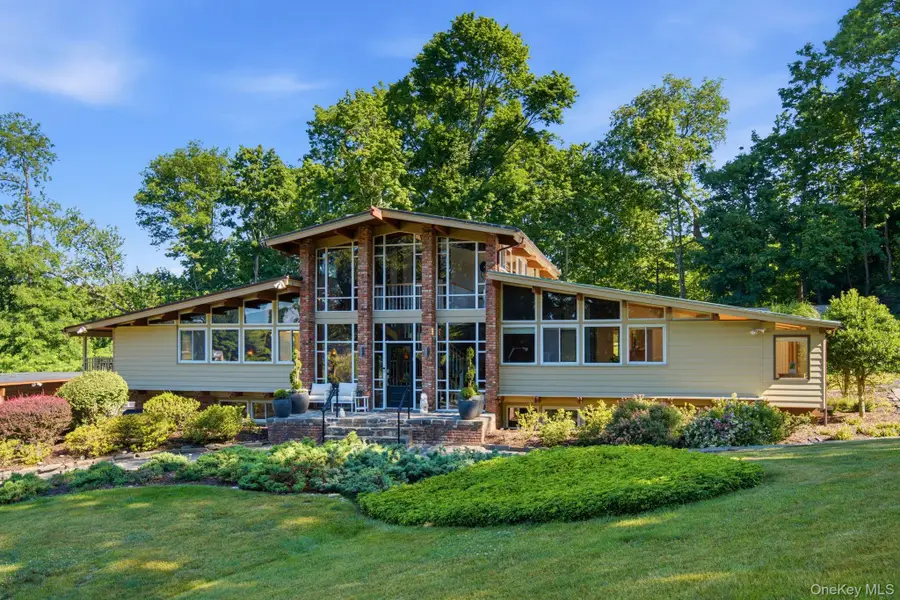 2 Fiddlers Green Drive, Lloyd Harbor, NY 11743 - #2