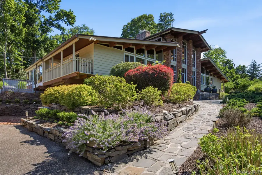 2 Fiddlers Green Drive, Lloyd Harbor, NY 11743 - #3