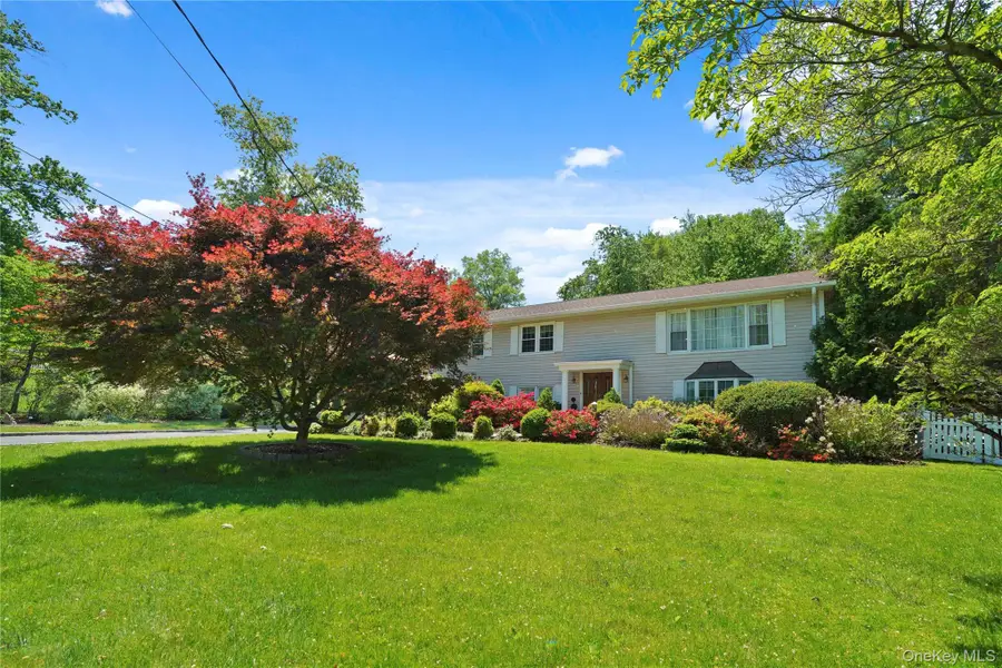 2 Rochambeau Drive, Hartsdale, NY 10530 - #2