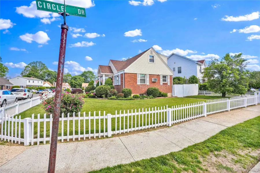 3 Ash Court, Hempstead, NY 11550 - #2