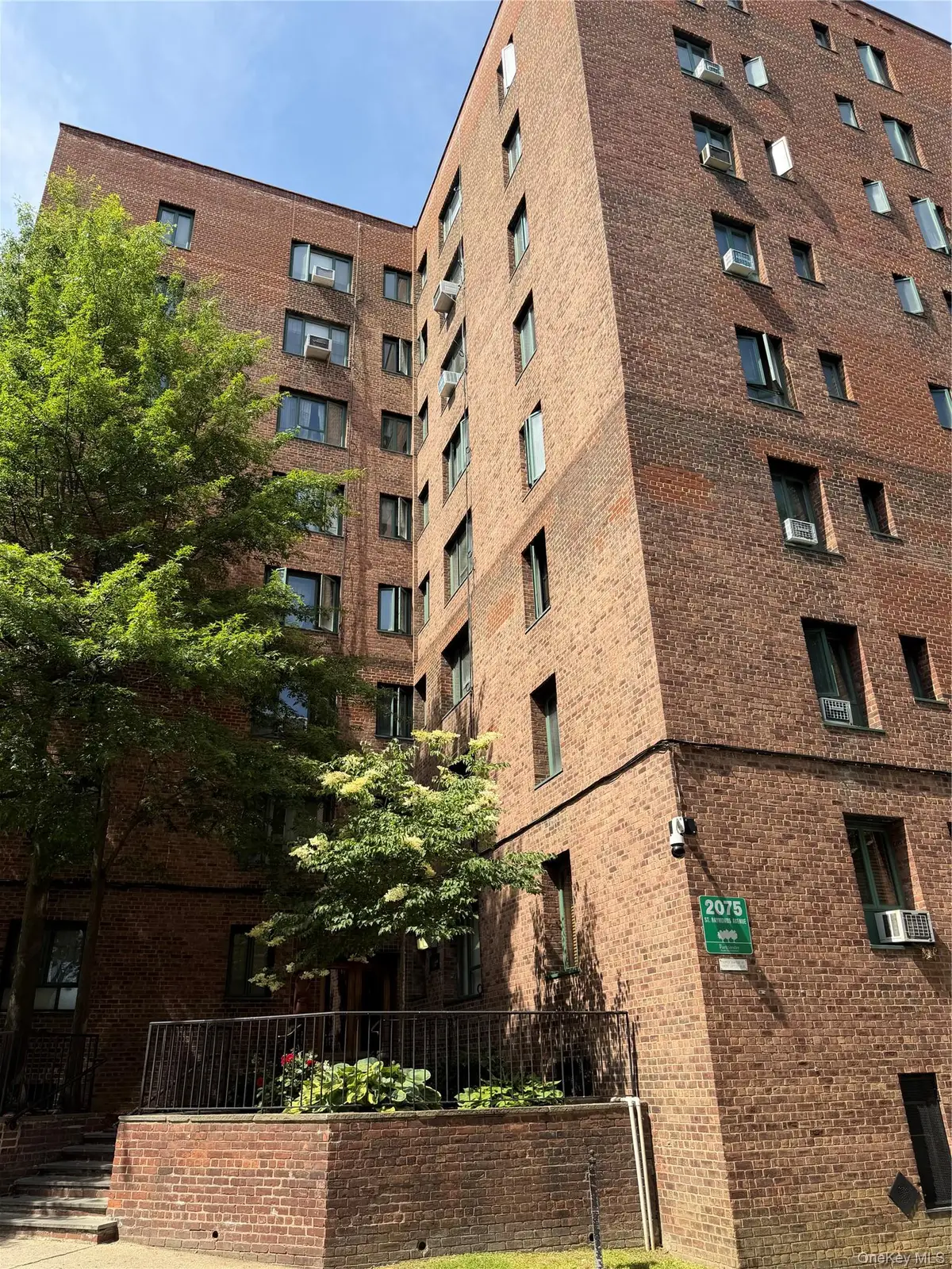 2075 Saint Raymond Avenue #4E, Bronx, NY 10462 - #1
