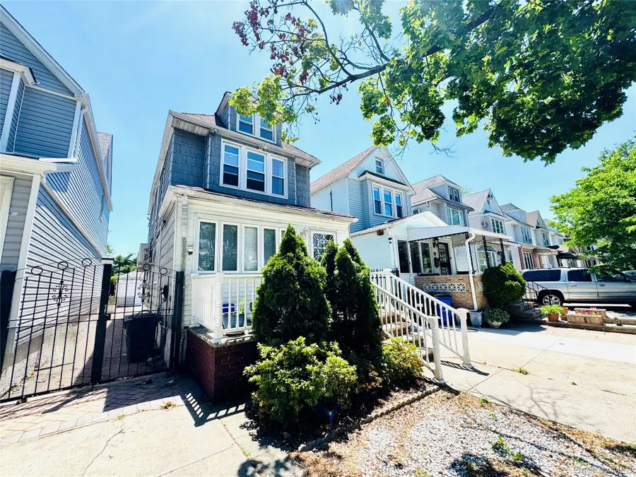 6220 80th Road, Glendale, NY 11385 - #2