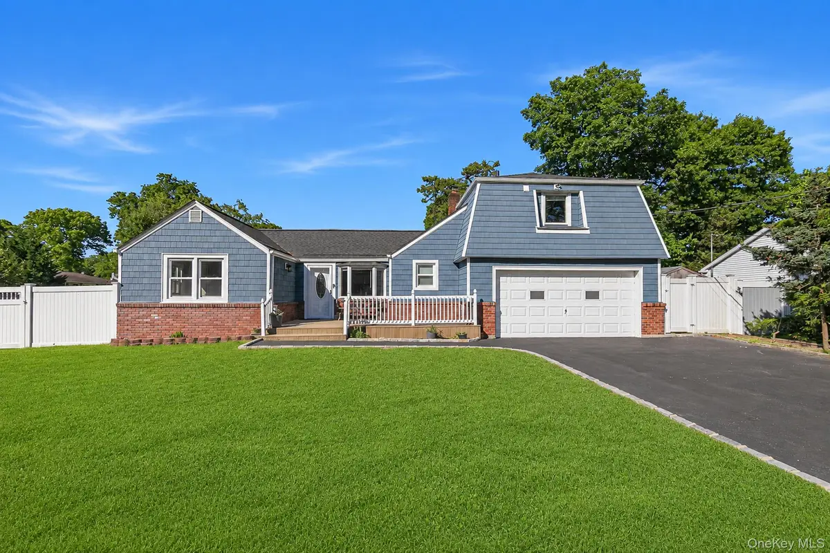 33 Lillian Road, Nesconset, NY 11767 - #1