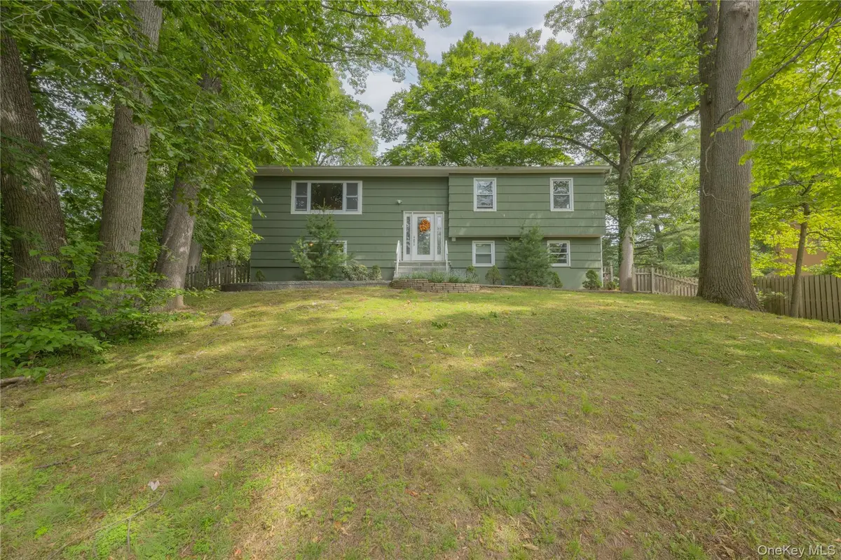 11 Guterl Terrace, Pearl River, NY 10965 - #1