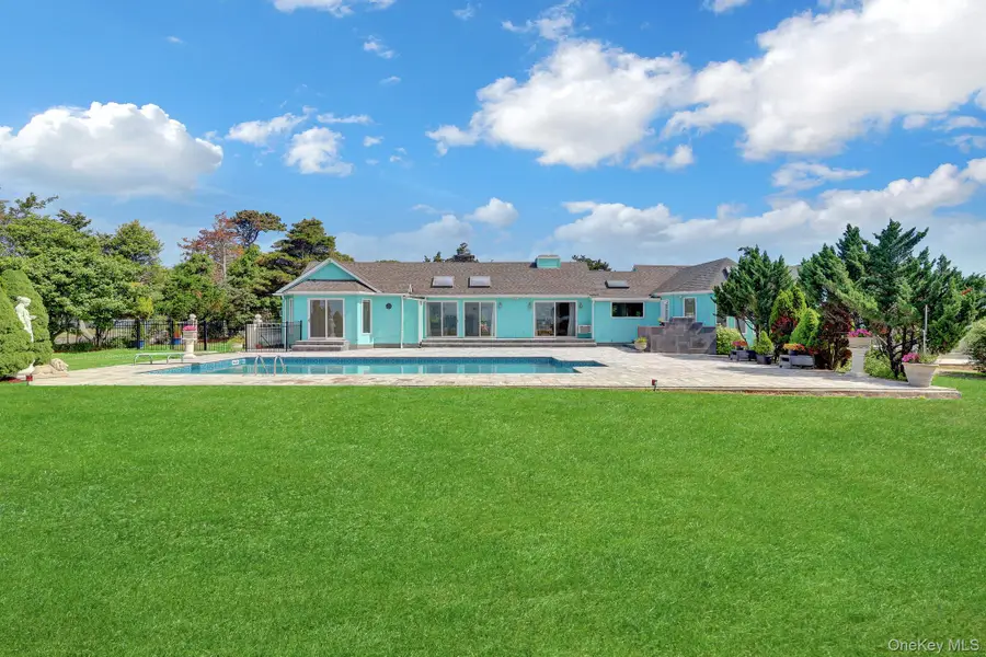 6 Last Lane, Hampton Bays, NY 11946 - #2
