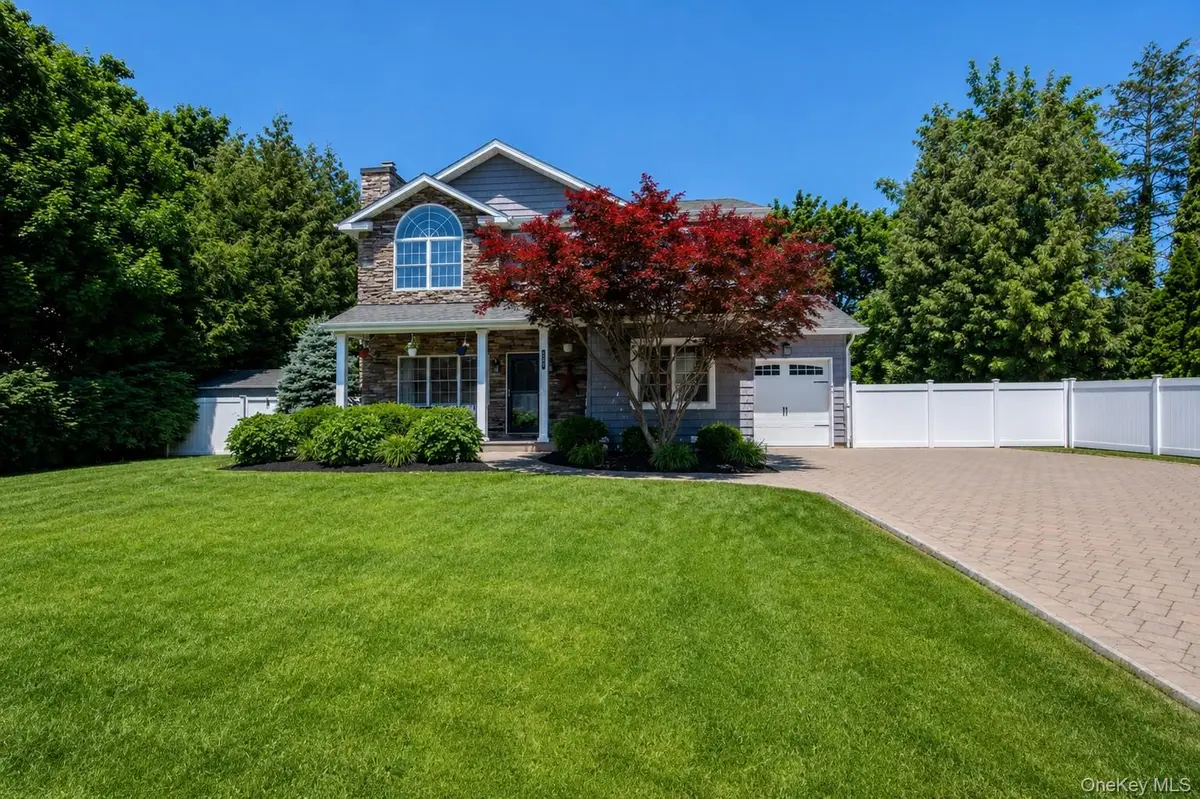 257 4th Street, Saint James, NY 11780 - #1