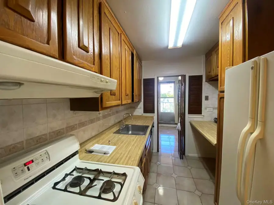 14055 34th Avenue #3E, Flushing, NY 11354 - #3