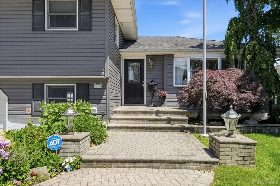 453 2nd Avenue, Massapequa Park, NY 11762 - #3
