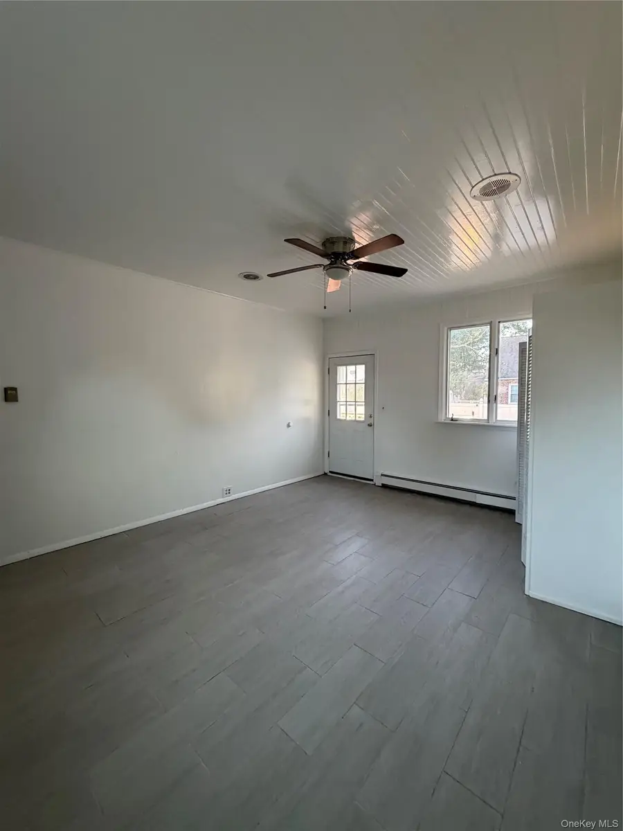 94 E Fenimore Street, Valley Stream, NY 11580 - #2