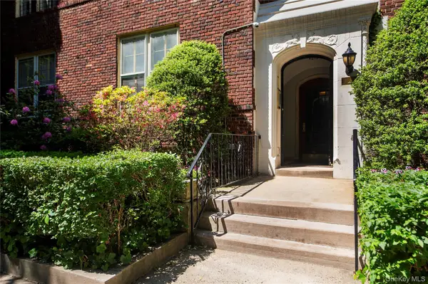 34-22 81 Street #42, Jackson Heights, NY 11372