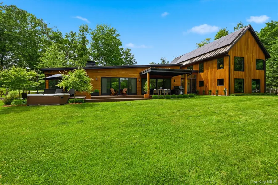 44 Woodlands Trail, Clinton Corners, NY 12514 - #2