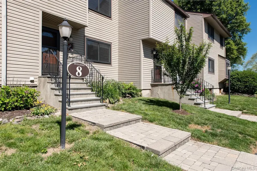 8 Knightsbridge #C, Poughkeepsie, NY 12603 - #2